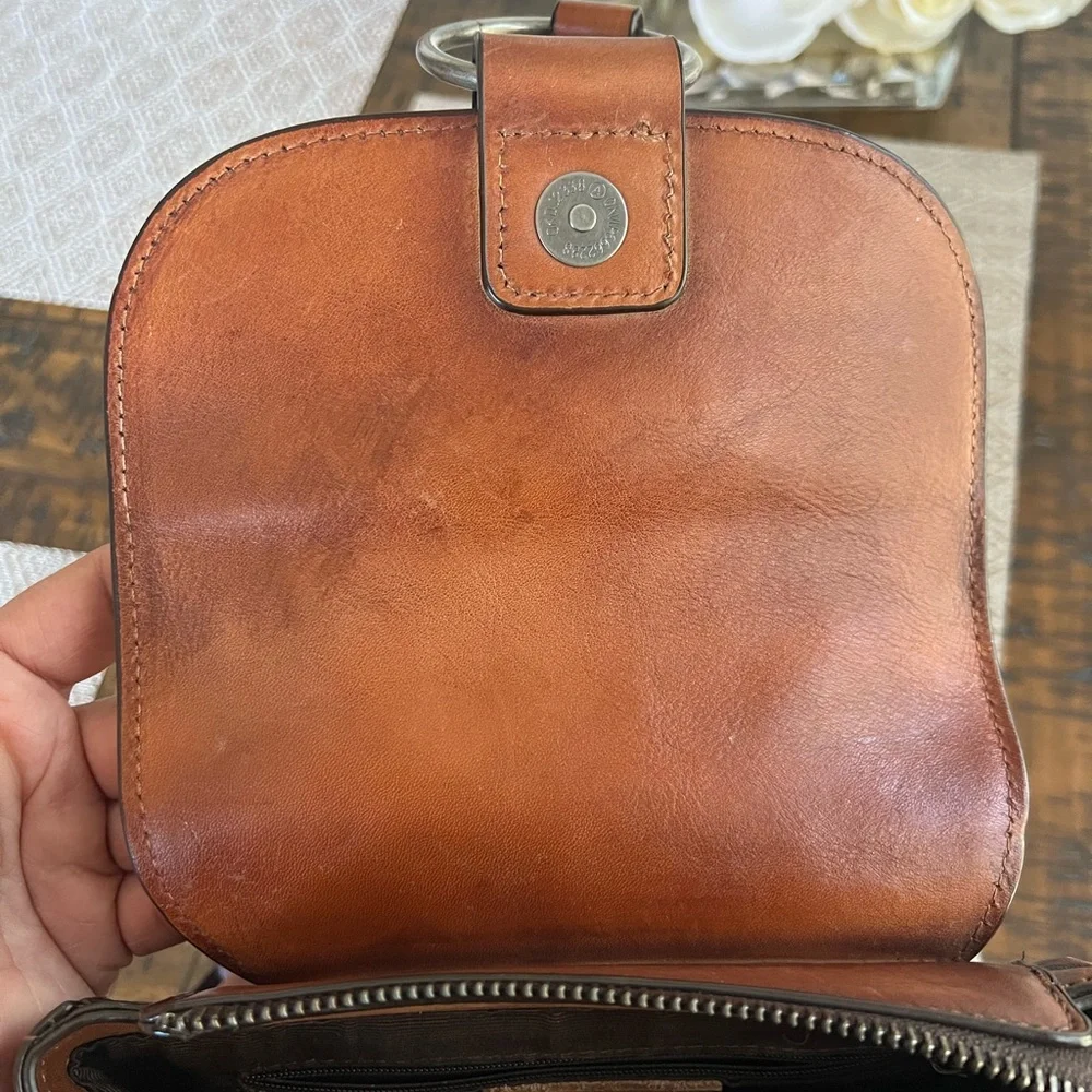 Women's Vintage Leather Backpack, New Buckle School Bag. - Picture 7 of 13